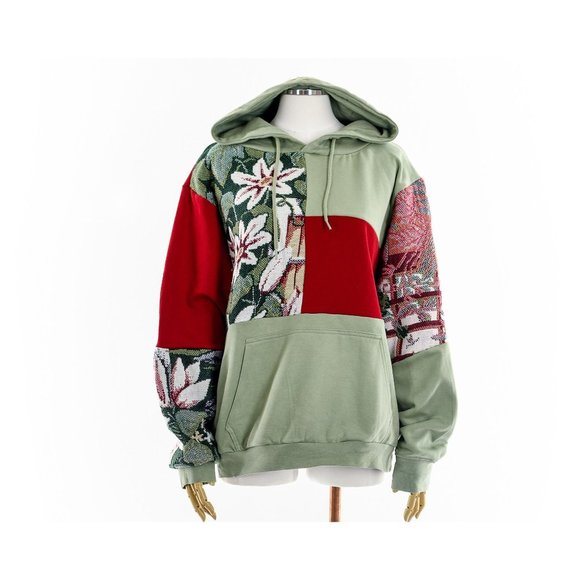 Tops | Fashion Rework Peter Rabbit Stargazer Lily Spring Garden ...